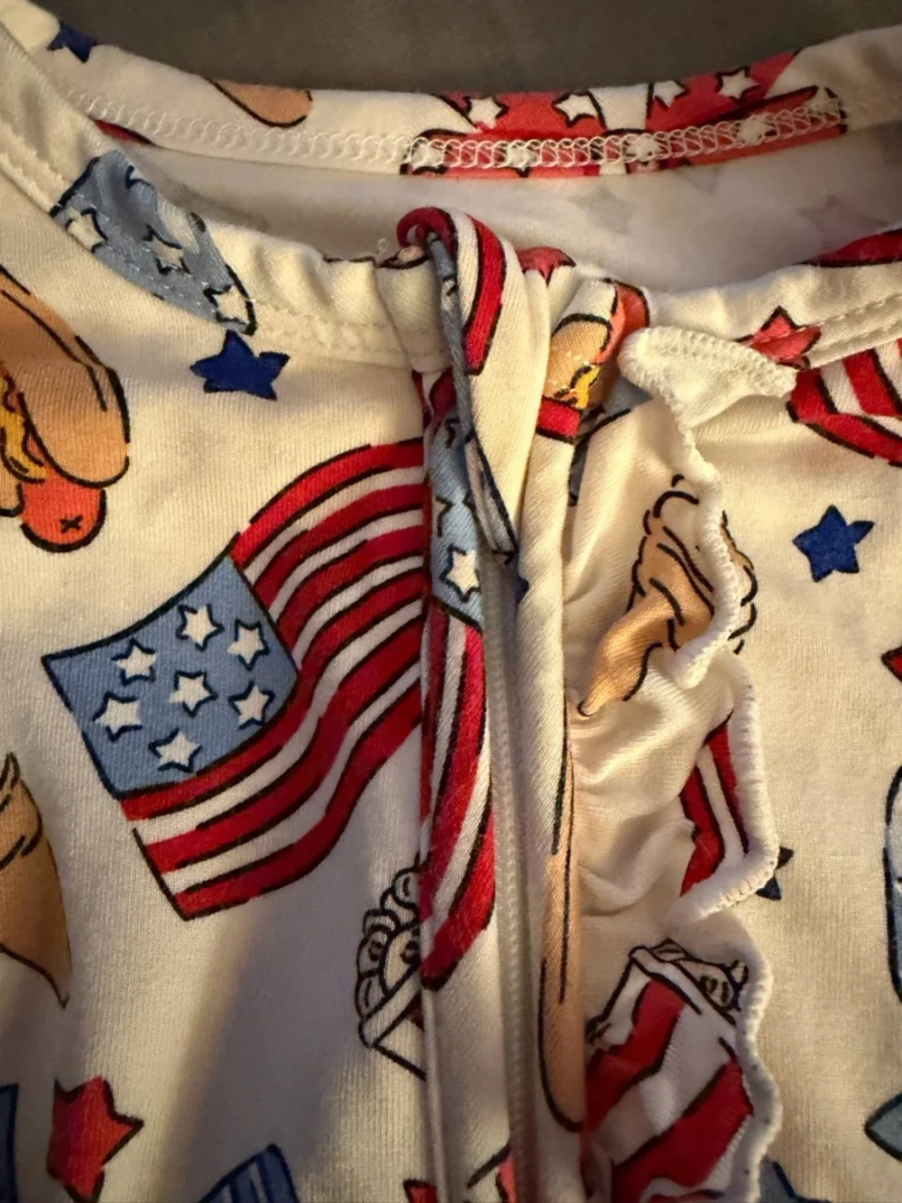 Caden Lane Bamboo Ruffle Footie - Picture 3 of 4